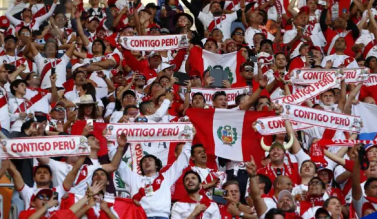 Fifa multa Selección peruana