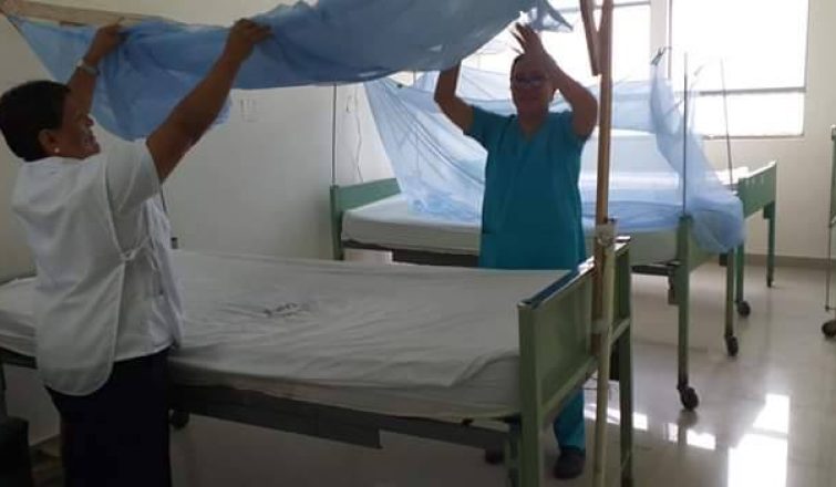 Hospital de Lamas implementa unidad de atención para pacientes con dengue