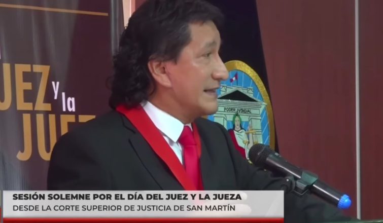 JUEZ