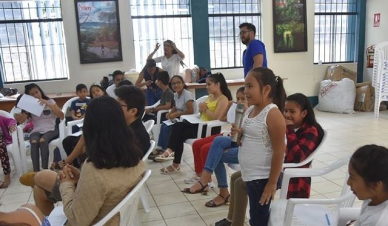 Niños y adolescentes participan en la construcción de política nacional a su favor