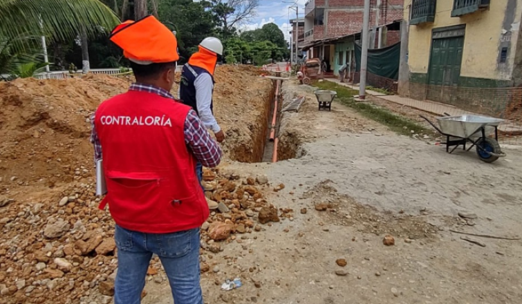 retrasos obra Tocache